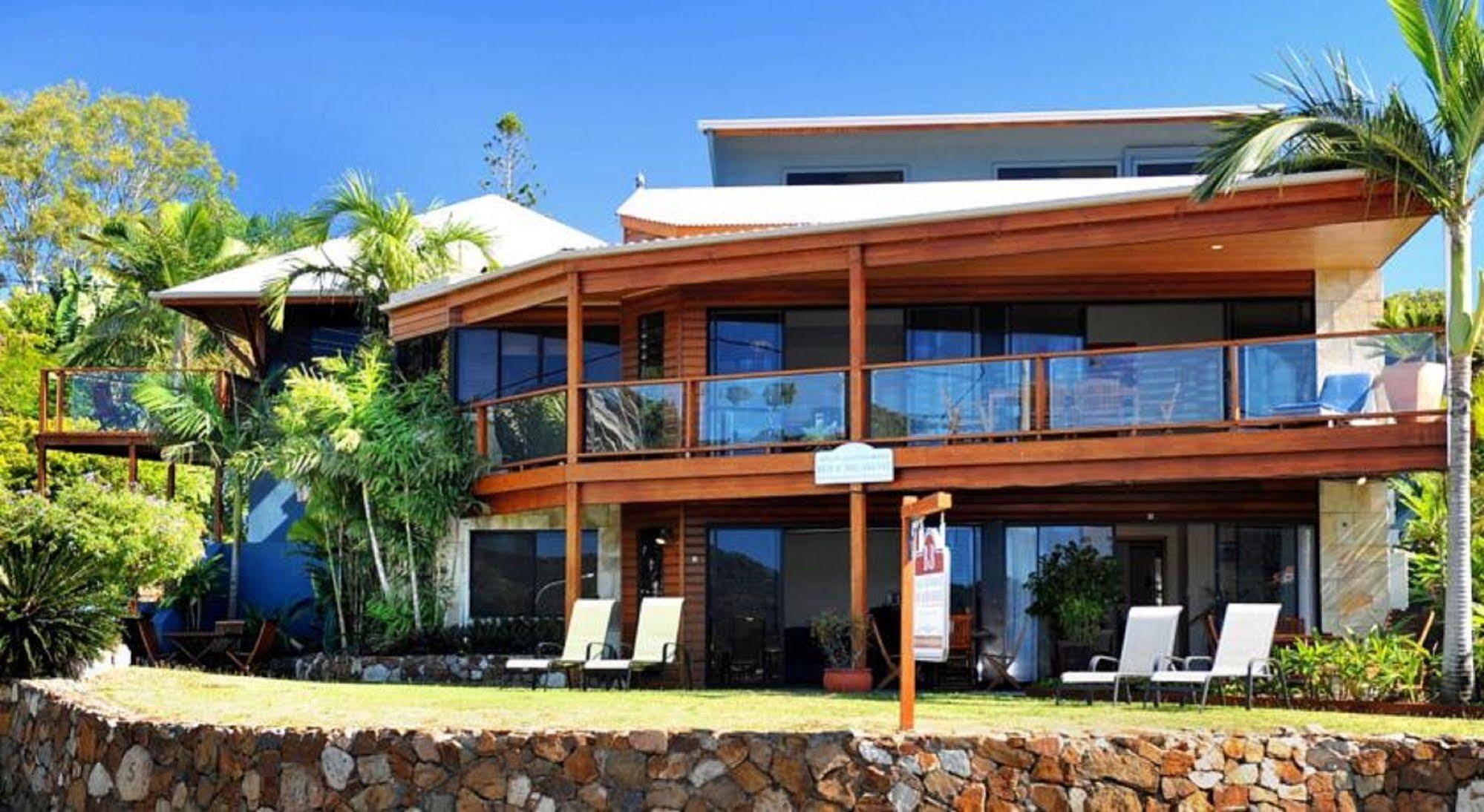 Airlie Waterfront Bed & Breakfast Airlie Beach Exterior photo
